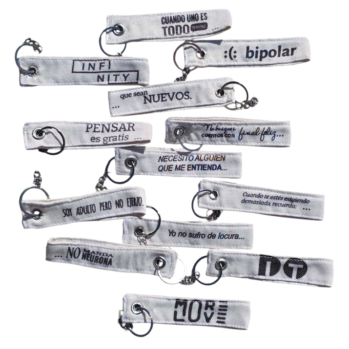 5% OFF - LLAVEROS - X 6 SURTIDOS